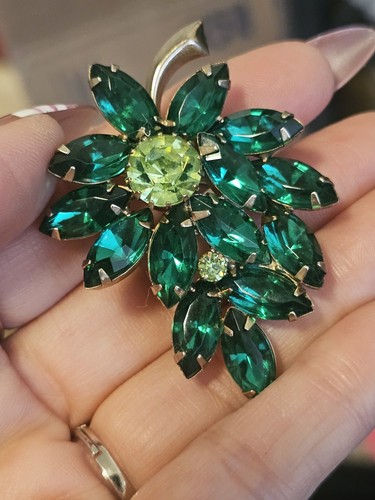 Gorgeous vtg emerald - vtg,