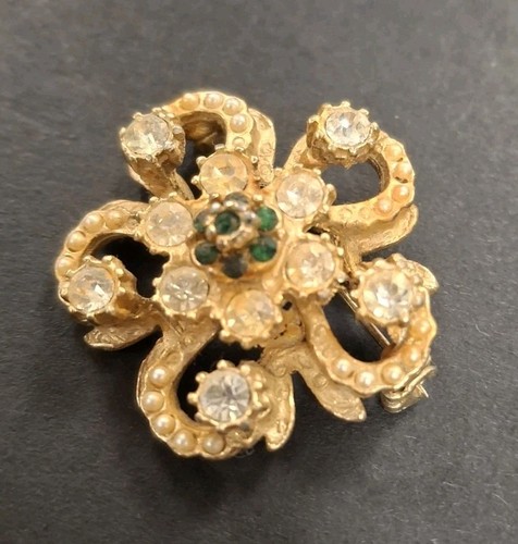 Vintage gold tone - gold, pearl