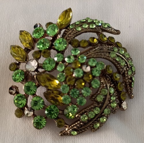 Green rhinestones brooch - green,
