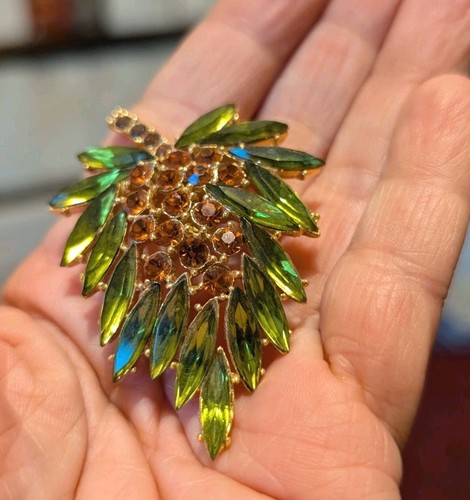 Vintage layered green orange - layered,